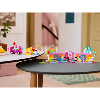 LEGO Конструктор Gabby's Dollhouse Святкова кімната Ґаббі