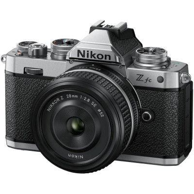Nikon Цифр. Фотокамера Z fc + 28mm f2.8 SE Kit