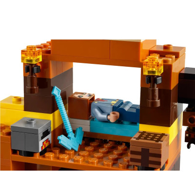 LEGO Конструктор Minecraft Покинута шахта у безплідних землях