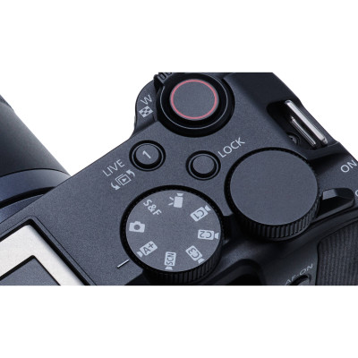 Canon Цифр. фотокамера EOS R50 V+ RF-S14-30mm PZ Canon Цифр. фотокамера EOS R50 V+ RF-S14-30mm PZ