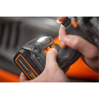 DeWALT Шурупокрут-дриль ударний аккумуляторний McLaren F1 TEAM LIMITED EDITION XR Li-Ion 18В акб 2х4А·рік 90Нм 0-650·0-2000об/хв 0-11050·0-34000уд/хв кейс.