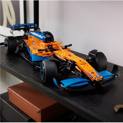 LEGO Конструктор Technic Гоночний автомобіль McLaren Formula 1™
