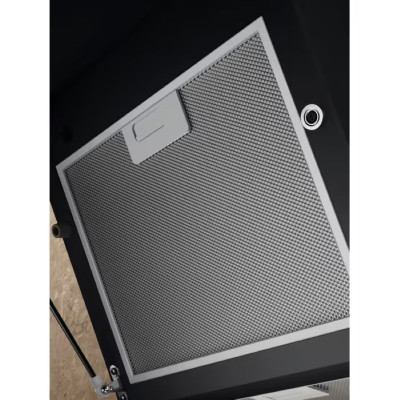 Electrolux Витяжка вертикальна, 60см, 600м куб год., чорний
