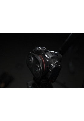 Canon Об'єктив RF 5.2mm f/2.8 Dual Fisheye
