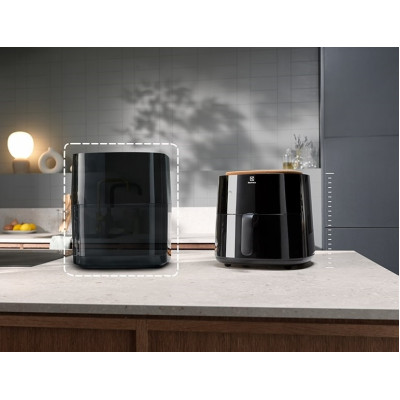 Electrolux Мультипіч 1500Вт, чаша-5л, сенсорне керування, 5 авто. програм, пластик, чорний