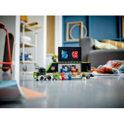 LEGO Конструктор City Вантажівка для ігрового турне