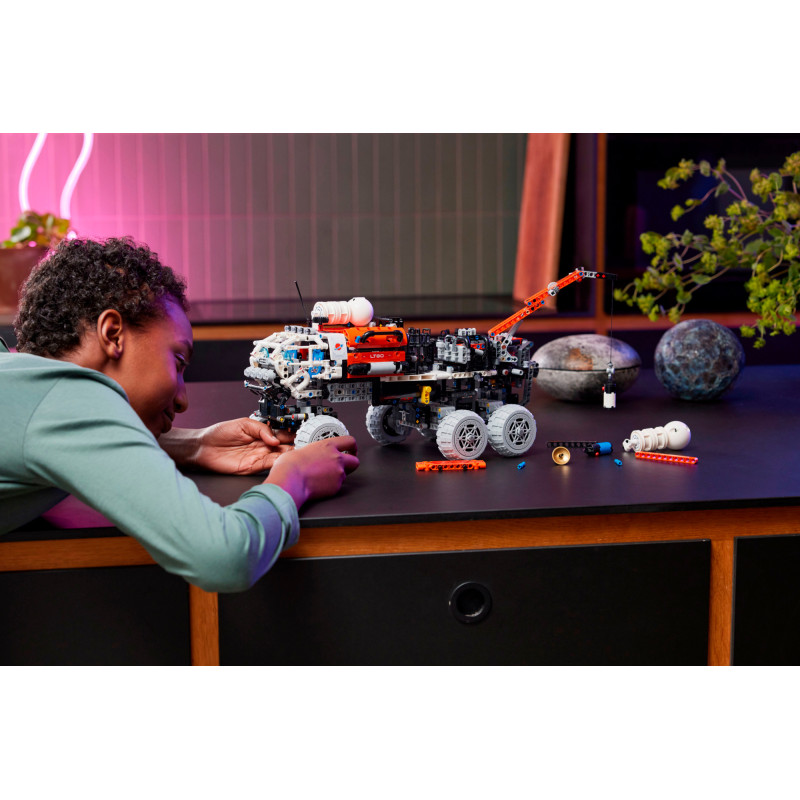 LEGO Конструктор Technic Марсохід команди дослідників
