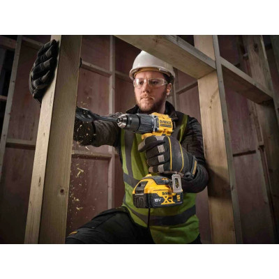 DeWALT Шурупокрут-дриль ударний акумуляторний XR Li-Ion 18В 90Нм 0-450·0-1650об/хв 0-7650·0-28050уд/хв кейс TSTAK 1.17кг без АКБ та ЗП