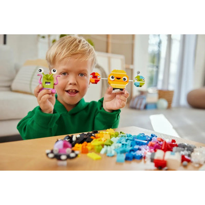 LEGO Конструктор Classic Творчі космічні об'єкти