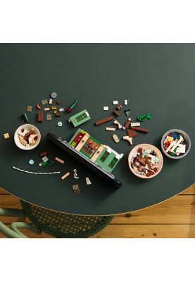 LEGO Конструктор Icons Французька кофейня