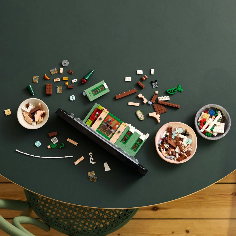 LEGO Конструктор Icons Французька кав'ярня