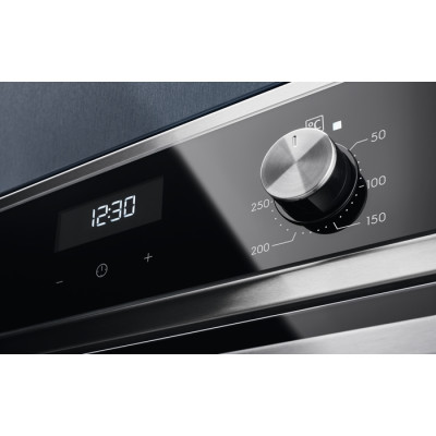 Electrolux Духовий шафа електричний, 65л, А, пара, дисплей, конвекція, телескопічні напрямні, чорний