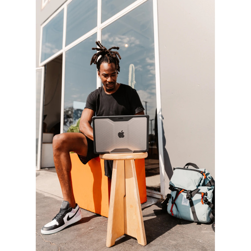 UAG Чохол для MacBook Air 15"(2023-2025), Plyo, Ice/Black