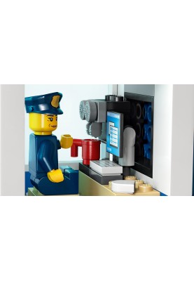 LEGO Конструктор City Поліцейська академія