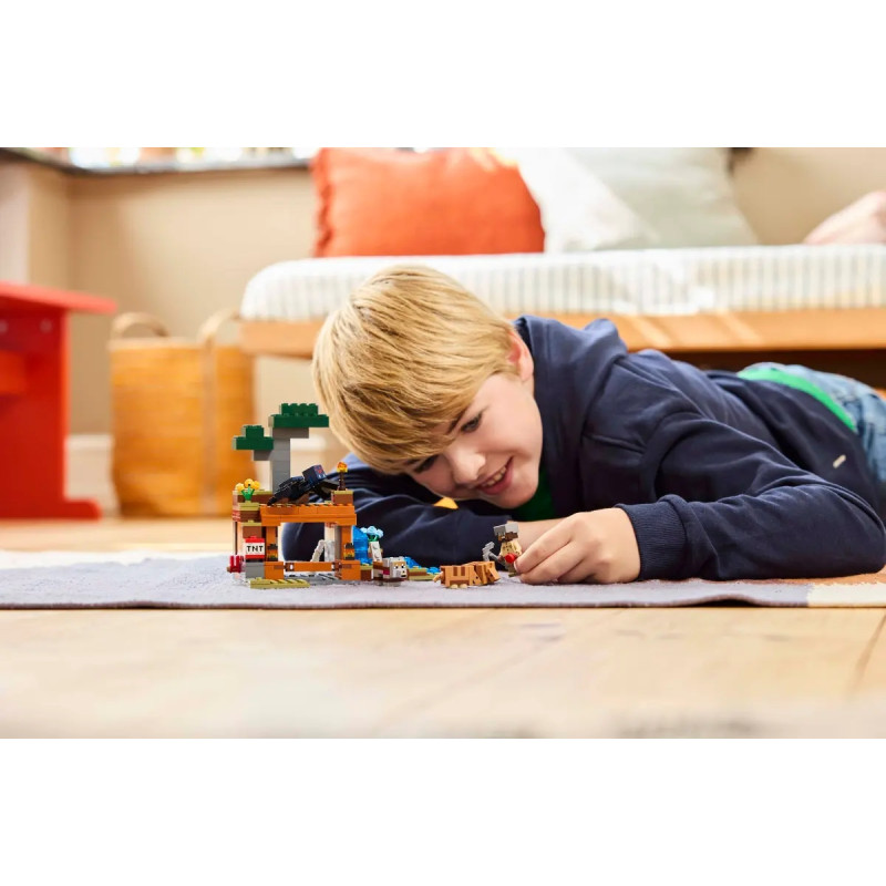 LEGO Конструктор Minecraft Шахтна експедиція «Броненосець»