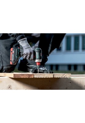 Metabo Шуруповерт-дриль BS 18 L BL Q 18V 2x2Ah Li-Ion; з/п SC 30;кофр