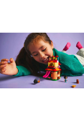 LEGO Конструктор Disney Classic Мінібудинок Енканто