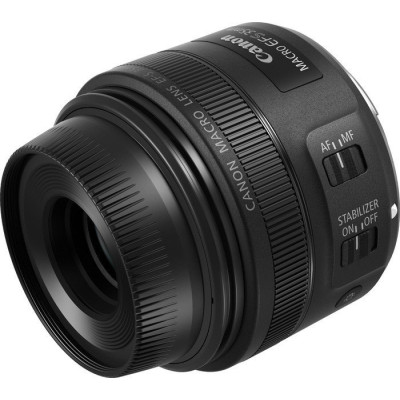 Canon EF-S 35mm f/2.8 IS STM Macro