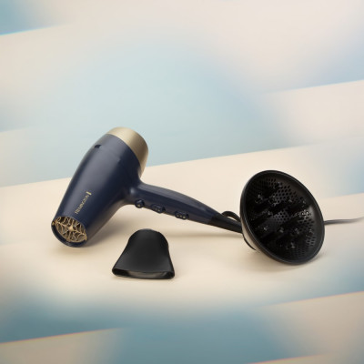 Remington Фен Sapphire Luxe, 2200Вт, 3 режими, дифузор, іоніз-я, хол. обдування, сапфіровий