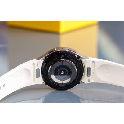 Samsung Смарт-годинник Galaxy Watch 6 40mm (R930) 1.31`, золотистий Samsung Смарт-годинник Galaxy Watch 6 40mm (R930) 1.31`, золотистий