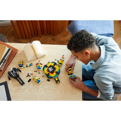 LEGO Конструктор Despicable Me 4 Ґру й посіпаки з кубиків
