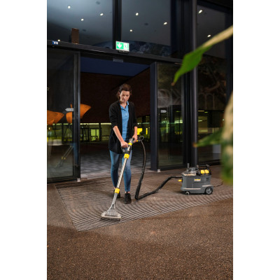Karcher Пилосос професійний миючий Karcher Puzzi 8/1 Adv 1200Вт 270мБар контейнер 8/7л 8.6кг Karcher Пилосос професійний миючий Karcher Puzzi 8/1 Adv 1200Вт 270мБар контейнер 8/7л 8.6кг