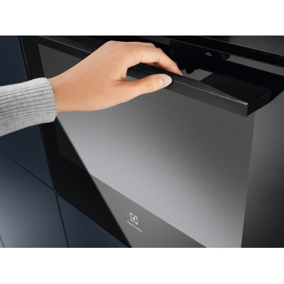 Electrolux Духова шафа електрична, 72л, A+, пара, дисплей, конвекція, телескопічні напрямні, чорний