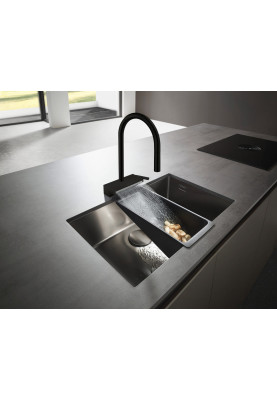 Hansgrohe Змішувач для кухні Aquno Select M81, довж.виливу - 220мм, поворотний, витяжний, 1 важіль, чорний матовий