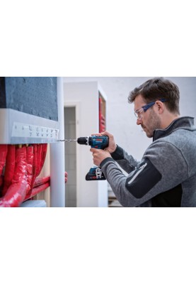 Bosch Шурупокрут-дриль акумуляторний GSB 18V-90 C 18В 2х4А·год 36·64Нм 0-630·0-2100об·хв 1.2кг