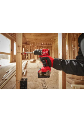 Milwaukee Шурупокрут-дриль акумуляторний M18 BLPDRC-502C 18В 2х5А·рік М12-М18 60Нм 0·1700об·хв 1.5кг