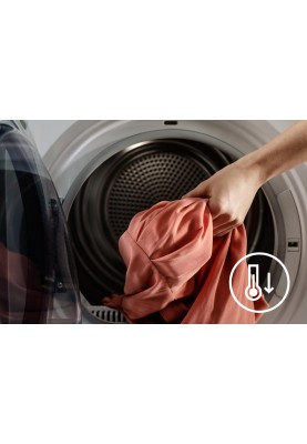 Electrolux Сушильна машина тепловий насос, 9кг, A+++, 64см, дисплей, білий