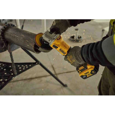 DeWALT Шліфмашина кутова акумуляторна DeWALT XR Li-lon 18В акб 1x4.0А·год 125мм 9000об/хв ЗП, кейс 1.61кг