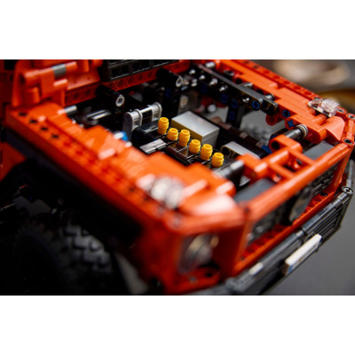 LEGO Конструктор Technic Mercedes-Benz G 500 PROFESSIONAL Line