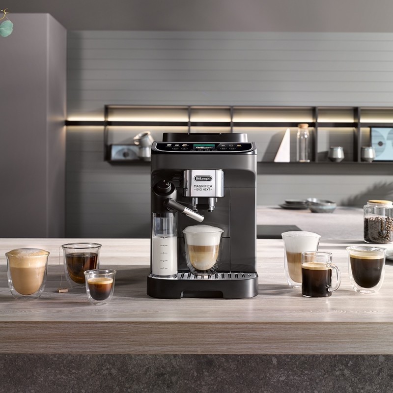 Delonghi Кавомашина Magnifica Evo Next, 1.8л, зерно+мелена, автомат.капуч, дисплей, авторецептів -10, підігрів чашок, подача гар. води, чорний