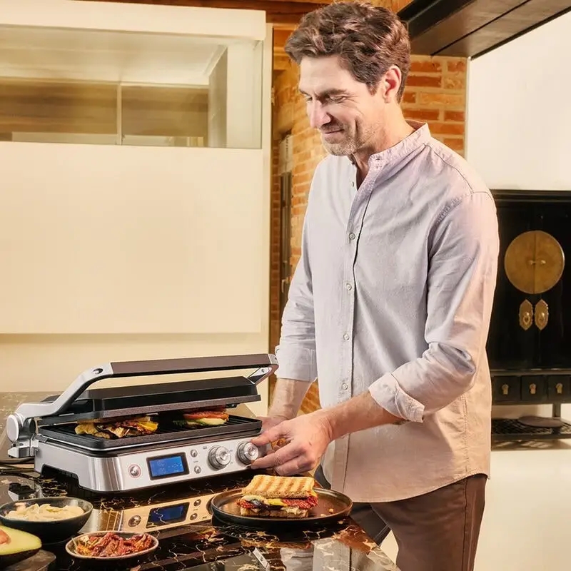 Braun Гриль прижимний MultiGrill 9 CG 2000Вт, темп. режимів-3, з`ємні пластини, метал