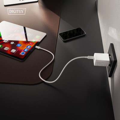 Digitus Зарядний пристрій GaN 1хUSB-C, 1хUSB-A, 30W