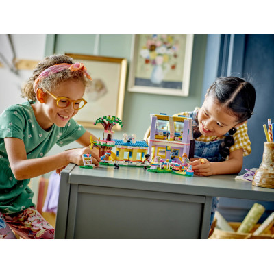 LEGO Конструктор Friends Рятувальний центр для собак