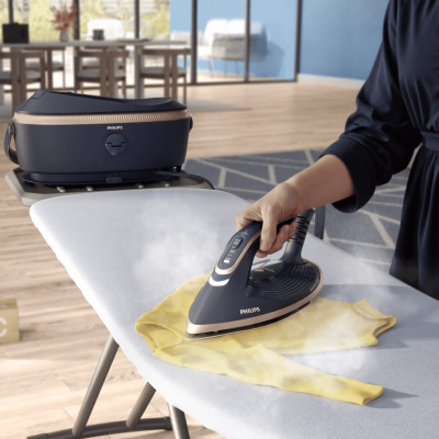 Philips Парогенератор Philips PerfectCare 8000, 3120Вт, 1400мл, паровий удар -800гр, верт. відпарювання, нерж. сталь, чорний