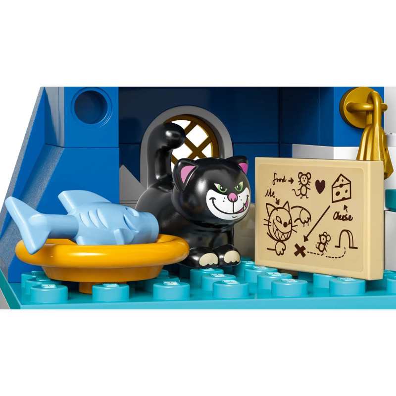 LEGO Конструктор Disney Princess Замок Попелюшки й карета
