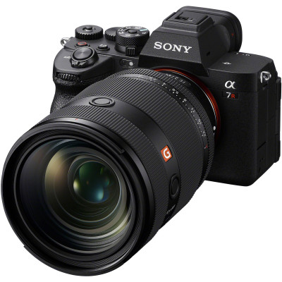 Sony Об'єктив 28-70mm f/2.0 GM для NEX FF Sony Об'єктив 28-70mm f/2.0 GM для NEX FF