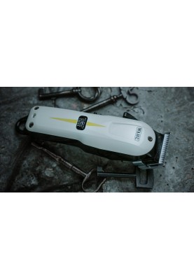 Moser Машинка для стрижки WAHL Super Taper Cordless, акум., роторний мотор, насадок-4, гребінець, олія в компл, сталь, білий