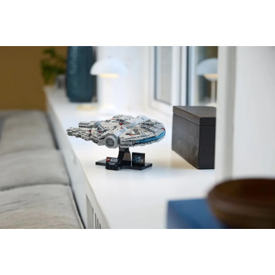 LEGO Конструктор Star Wars Тисячолітній сокіл