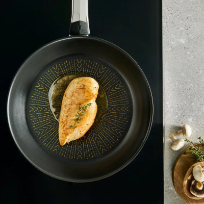 Tefal Сковорода Tefal Emotion+, 18см, нержавіюча сталь, бакеліт, чорний