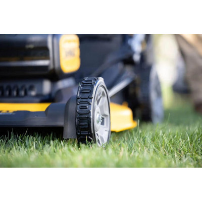 DeWALT Газонокосарка акумуляторна 2х18В 53см 67л 25-102мм 28кг без АКБ та ЗП