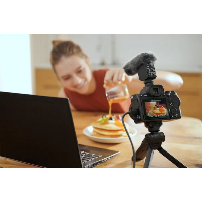 Sony Цифр. фотокамера Sony Alpha 7M4 body black ILCE7M4B.CEC