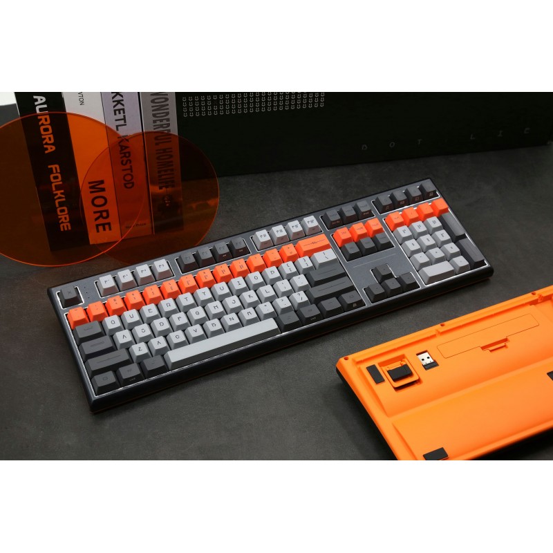 Varmilo Клавіатура механічна Lure VBM108 Bot: Lie 108Key, EC V2 Ivy, USB-A, EN, White Led, Чорний