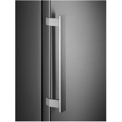 Electrolux Морозильна камера Electrolux RUT7ME28X2