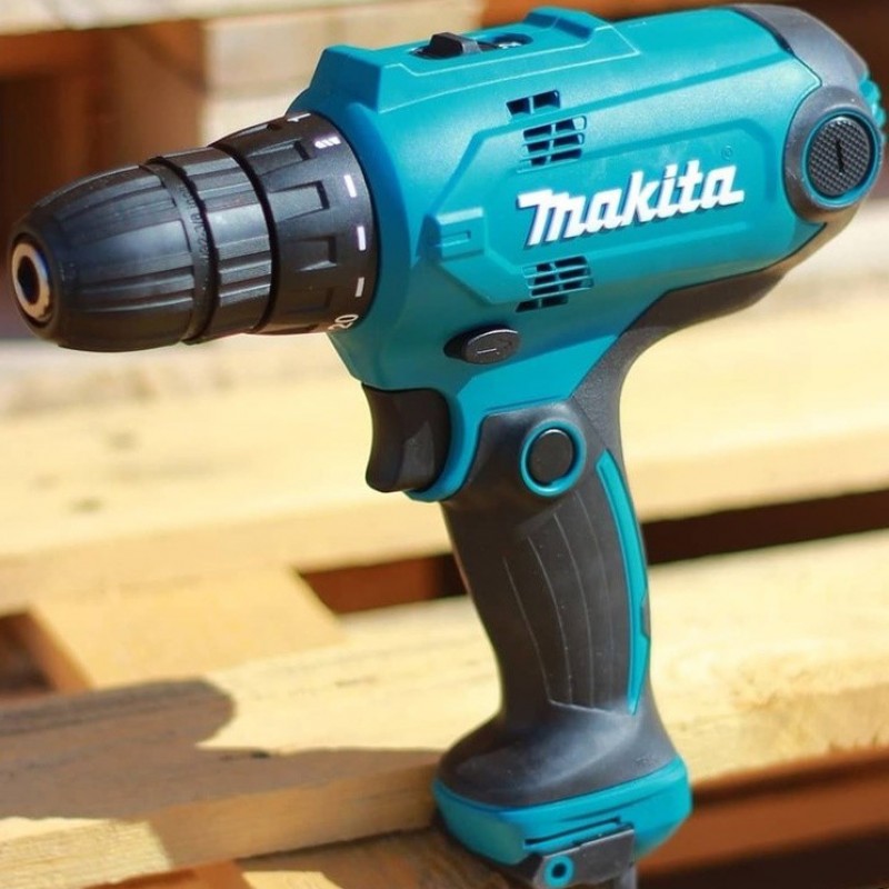 Makita Шурупокрут-дриль DF0300 320Вт 21·42Нм 0–450·0–1500об·хв 1.2кг