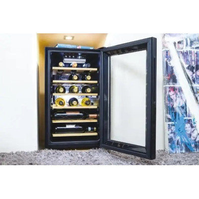 Candy Холодильник для вина, 70x40х55, холод.відд.-73л, зон - 1, бут-21, ST, дисплей, чорний