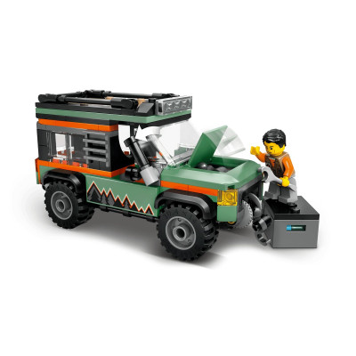 LEGO Конструктор LEGO City Позашляхова гірська вантажівка 4x4 LEGO Конструктор LEGO City Позашляхова гірська вантажівка 4x4